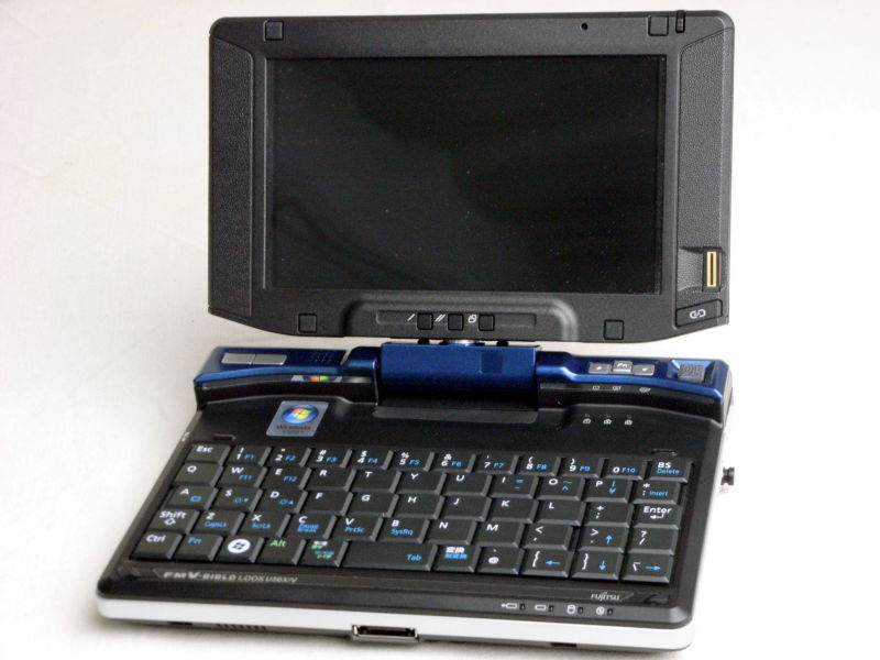About 599 g ultra-compact mobile PC 