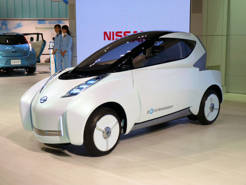 Nissan showed a two-seater electric vehicle #5