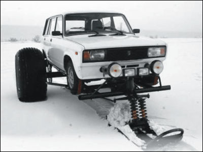 自家用車を簡単に雪道仕様にするロシア製スノーモービルキット Gigazine