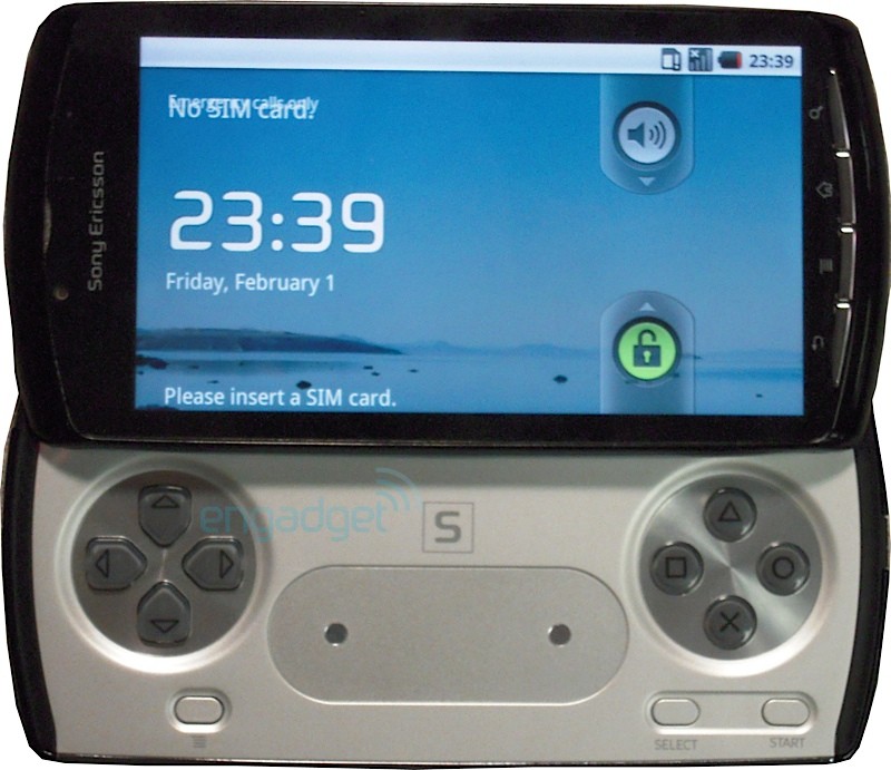 Sony Xperia Play VS PSP GO 2018 !!!! 