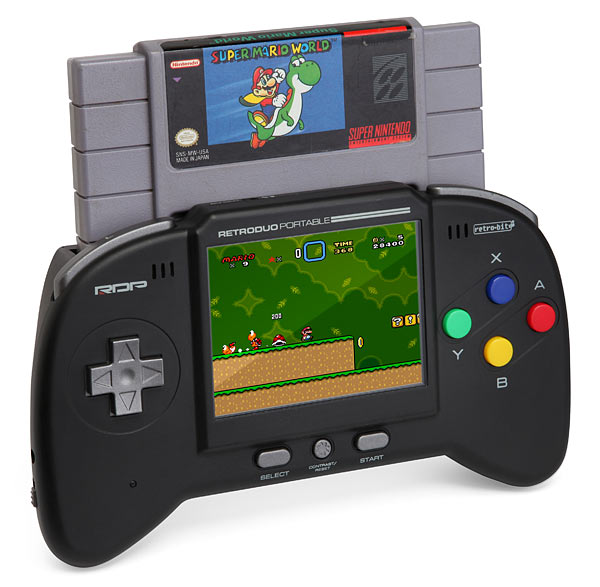 kul I de fleste tilfælde stramt Retro Duo Portable NES / SNES Game System, a handheld game machine that can  be played anywhere at any time by inserting a cassette of NES and Nintendo  - GIGAZINE