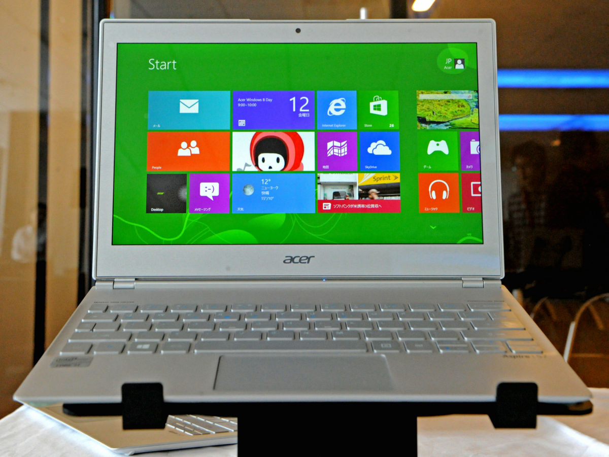 World's thinnest Ultrabook corresponding to touch operation with