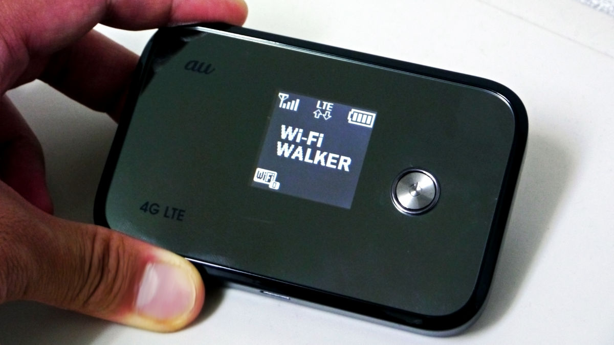 A Mobile Router Au Wi Fi Walker Lte Compatible With Up To 75 Mbps Downlink Actual Photo Review Gigazine