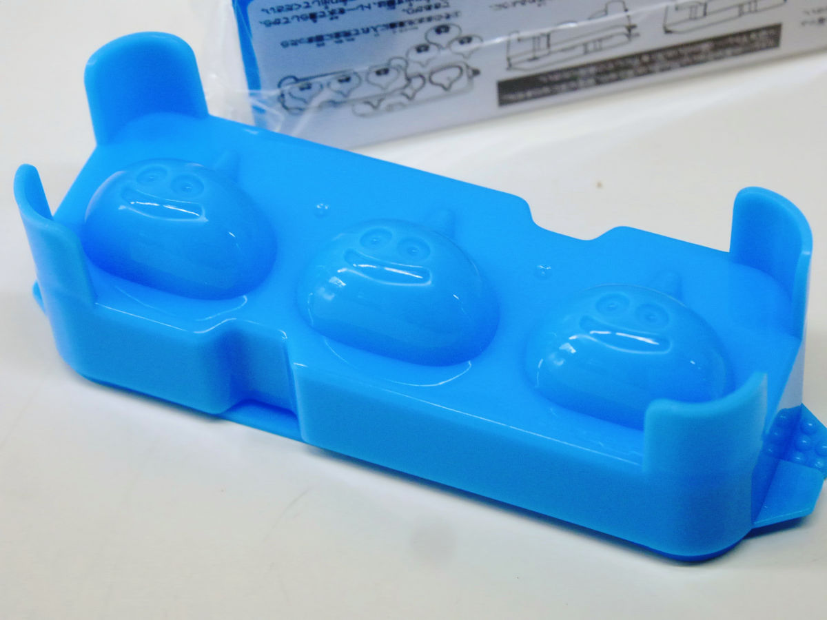 http://i.gzn.jp/img/2014/08/07/smileslime-ice-tray-review/P2220598.jpg