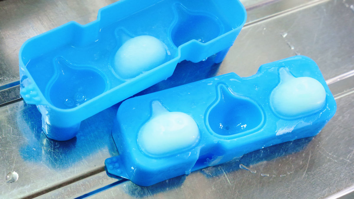 square Enix Dragon Quest Smile Slime Mold Ice Cube Tray NEW from Japan 