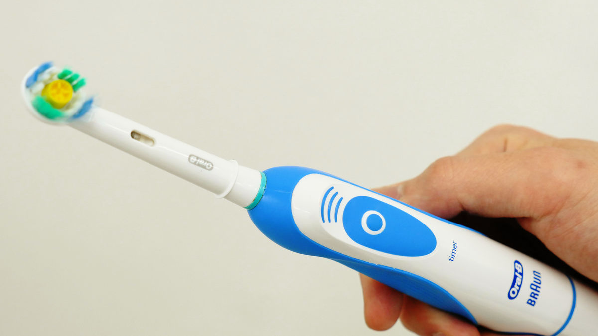 Brown 's electric toothbrush 