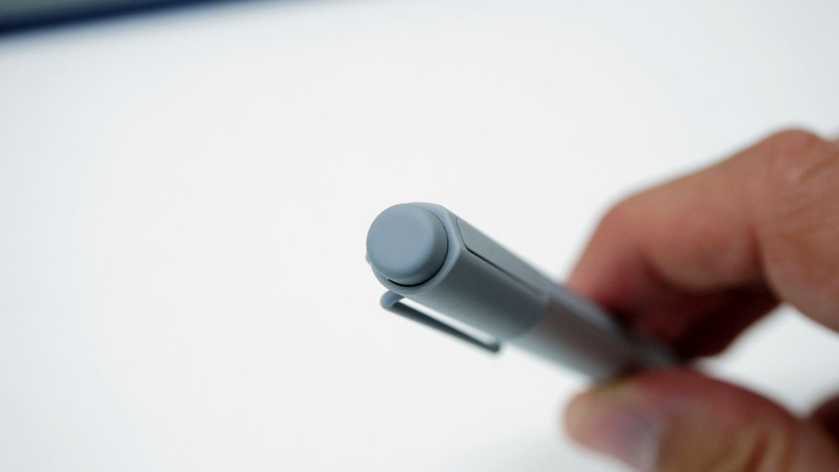 I checked the Surface Pro 4's new "Surface pen" with 1024 stroke pressure  sensation and "eraser" top button adopted - GIGAZINE