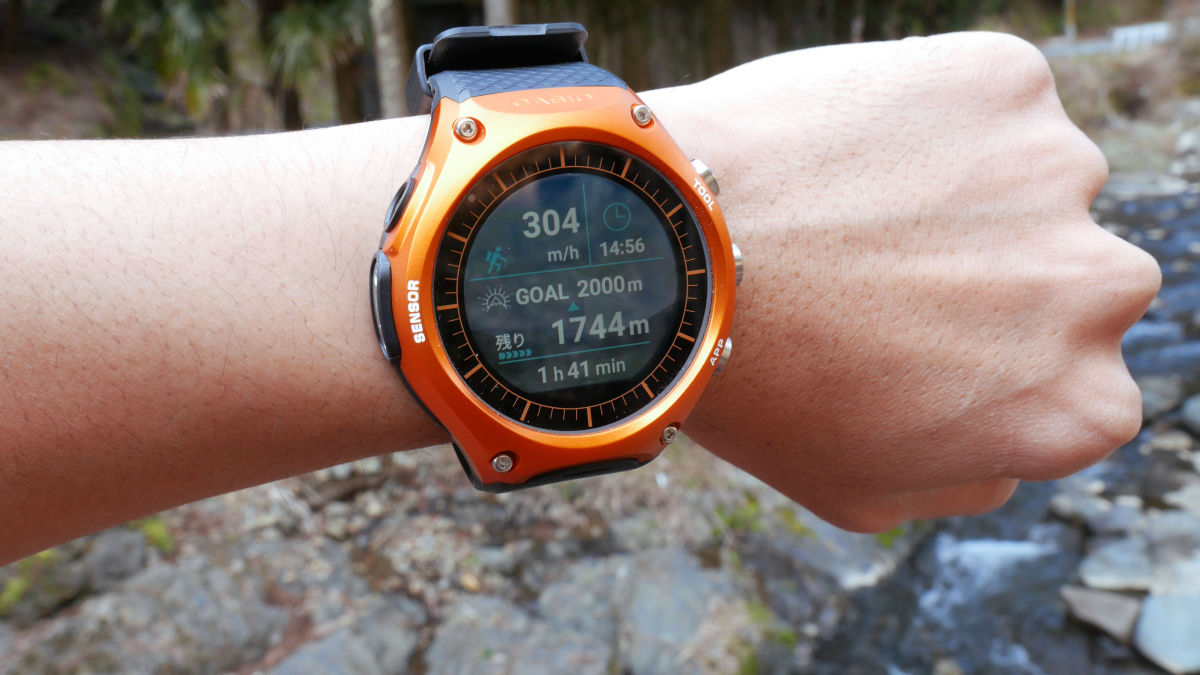 Smartwatch Casio WSD-F10 Android Wear: El wearable de Google se