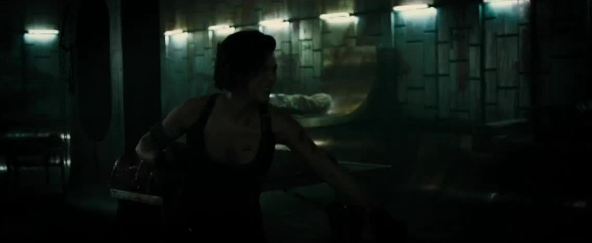 Japanese Trailer For RESIDENT EVIL: THE FINAL CHAPTER Packed With New  Footage — GeekTyrant