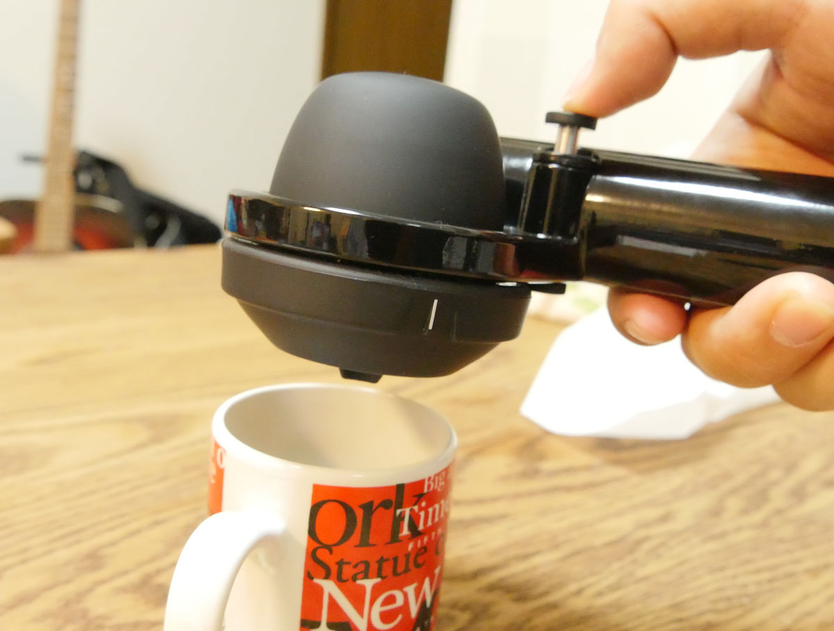 Grey and orange Handpresso Pump manual espresso machine - Handpresso