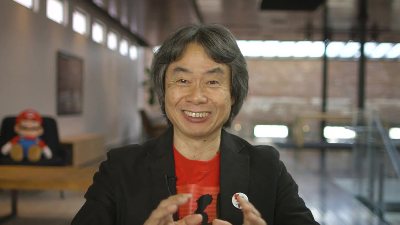 Shigeru Miyamoto Nintendo GIF - Shigeru Miyamoto Nintendo Thumbs