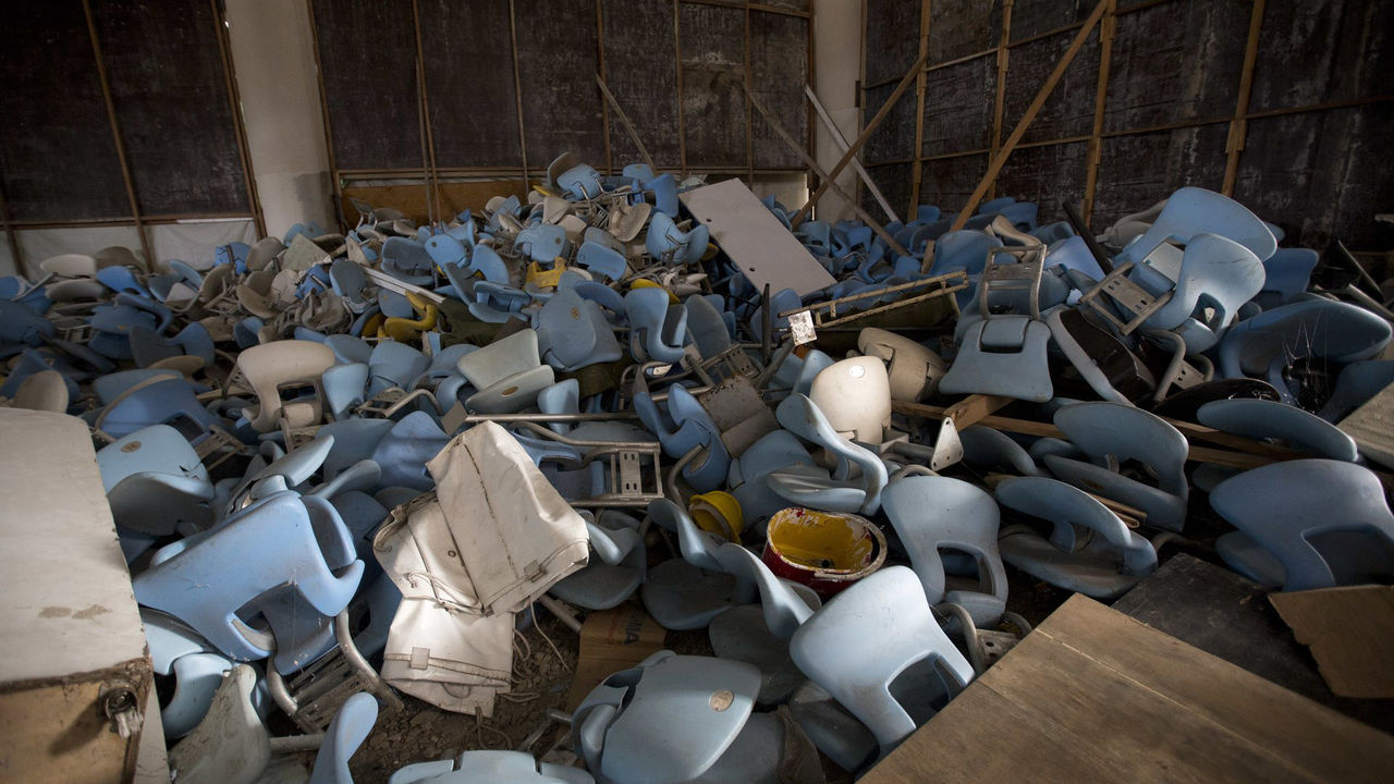 リオオリンピックの会場が半年で廃墟化 Gigazine