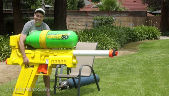 huge water gun