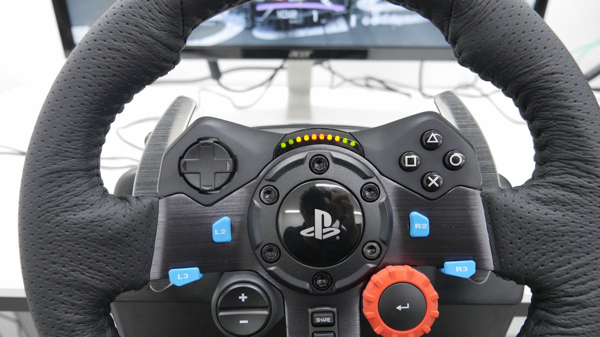 PS4 Logitech G29 steering wheel + Shifter in action with Gran Turismo Sport  