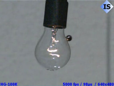 光った電球が割れる様子をハイスピードカメラでとらえた映像あれこれ Gigazine