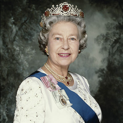 イギリス女王エリザベス2世のポートレート写真集 Gigazine