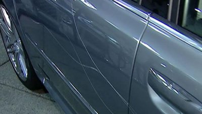 アウディのディーラーで98台の自動車にひっかき傷 被害総額は約4364万円 Gigazine