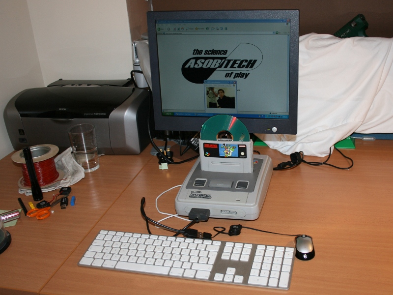 実用性十分 スーパーファミコンが小型デスクトップパソコンに改造される Gigazine