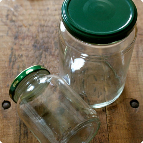 ガラスに閉じ込められた小さな緑 空き瓶とコケを使った簡単テラリウムの作り方 Gigazine