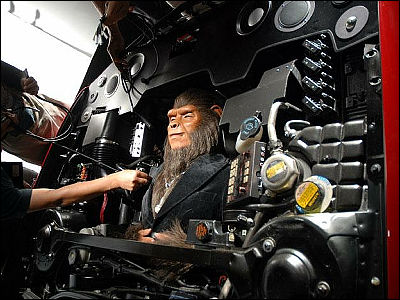 自動車に エンジン ではなく 猿人 えんじん を入れる Enjin Beatbox 一体どうやって作ったのかというメイキングがすごい Gigazine