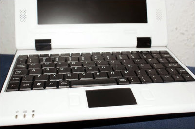 圧倒的な安さを誇る7000円台のノートパソコンが登場、その名も「EasyPC 