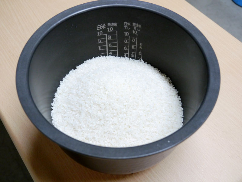 10合のお米を一度に炊いてみた 東芝の炊飯器 Rc 18vgd レビュー Gigazine
