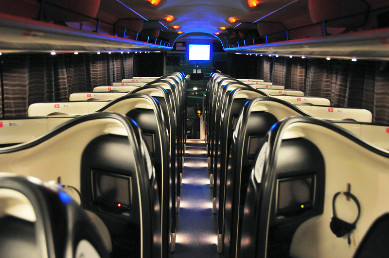 プライベート空間を尊重した高速バス Willer Expressの Cocoon コクーン に乗ってみた Gigazine