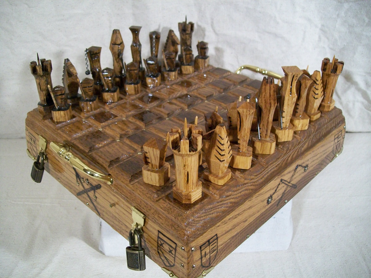 戦国武者が駆ける和風チェスや弾丸製チェスなど変なチェスセット