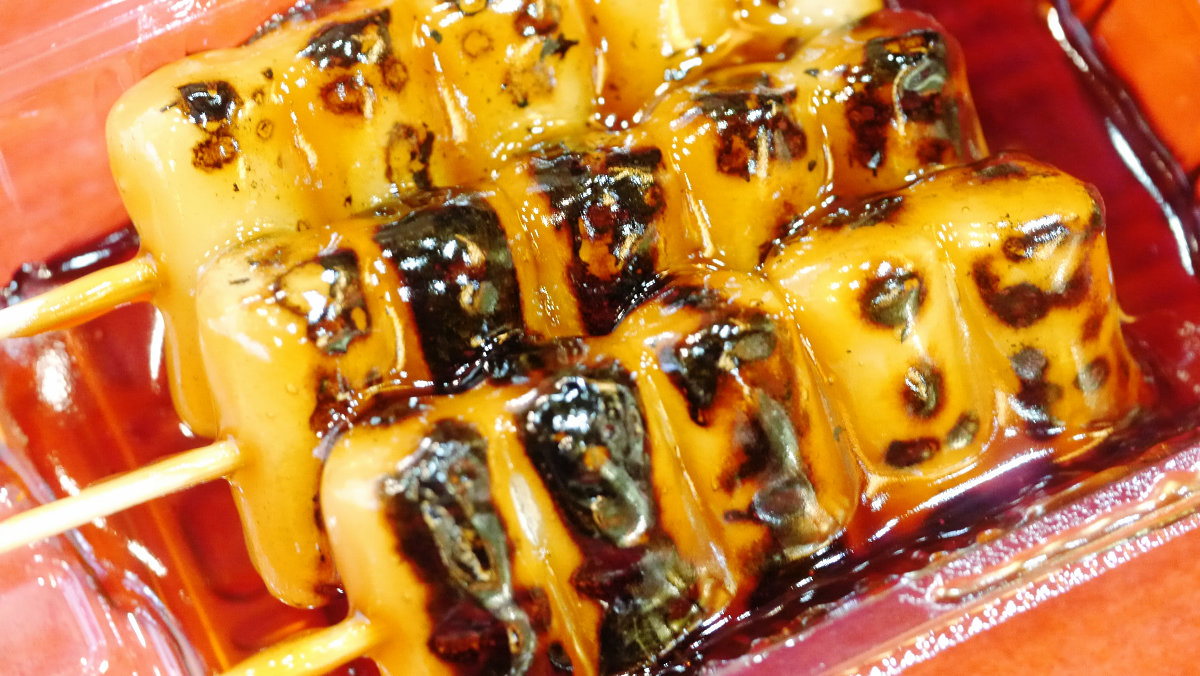 目の前で焼いてもらえ、しかも焼き加減も注文できる喜八洲の「みたらし団子」試食レビュー - GIGAZINE
