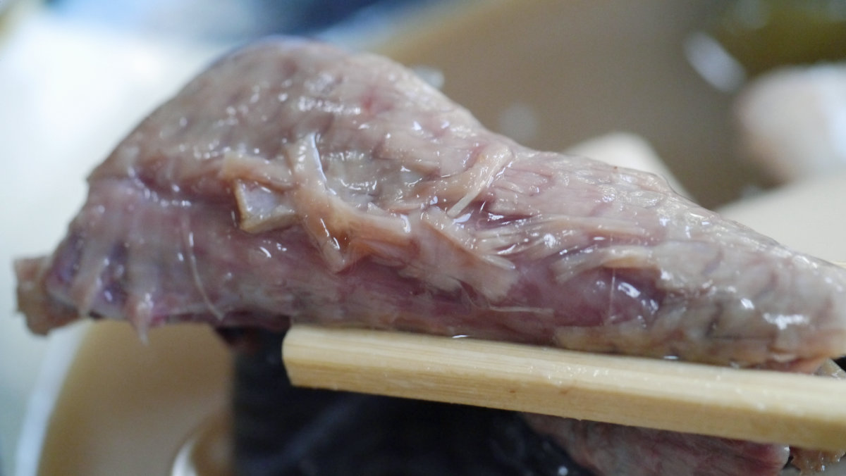 ウミヘビを使った沖縄の「イラブー汁」を食べに行ってみました