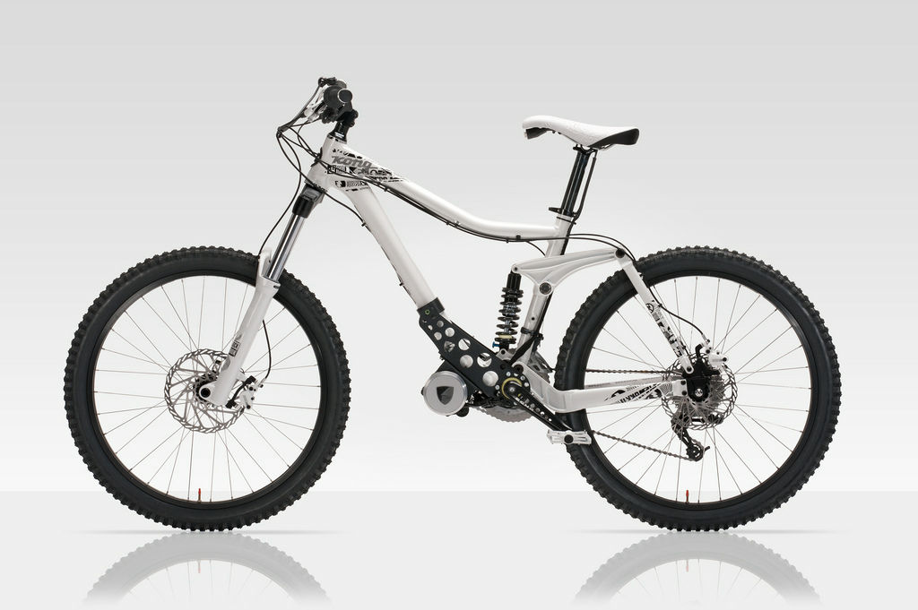 自転車に取り付けるだけで時速70kmで走行可能になる電動アシストモーターキット Ego Kits のフォト ムービー Gigazine