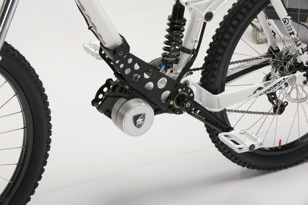 自転車に取り付けるだけで時速70kmで走行可能になる電動アシストモーターキット「EgoKits」のフォト&ムービー