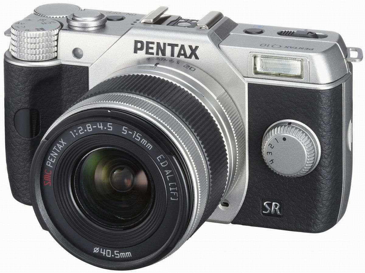 ヱヴァとデジタル一眼カメラ「PENTAX Q10」がコラボした特別モデル登場 - GIGAZINE