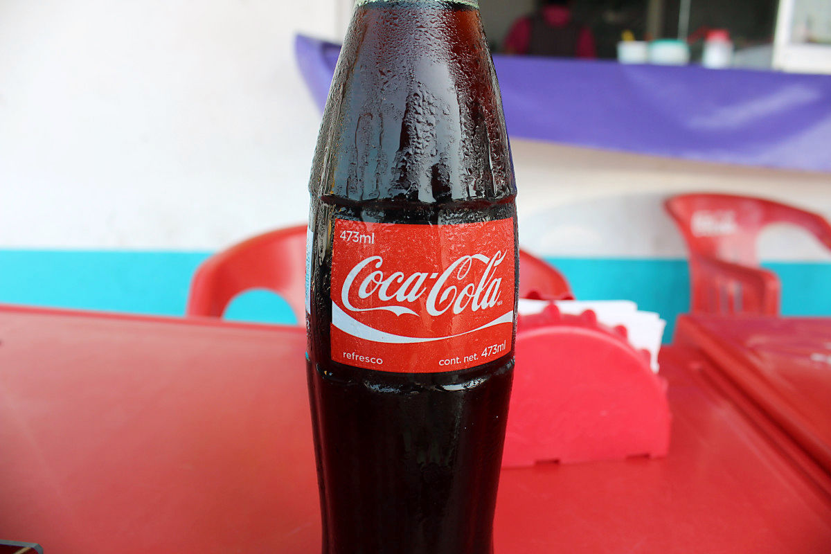 占領時代のコカコーラの瓶-