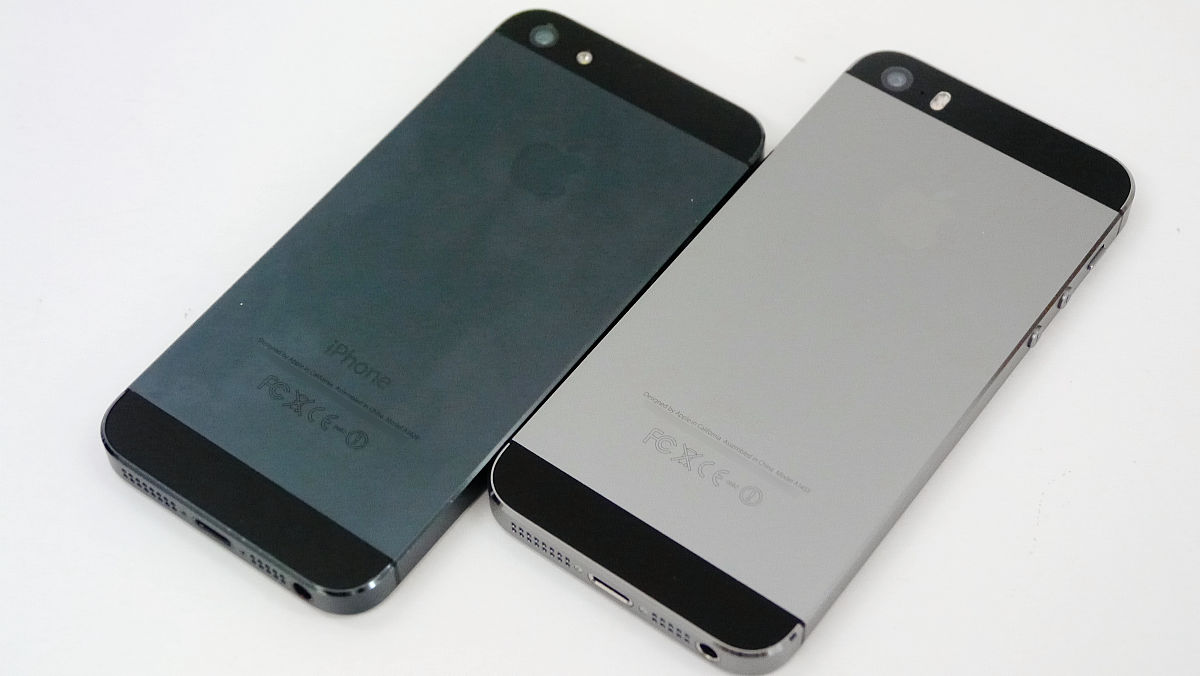 Nttドコモの Iphone 5s スペースグレイ64gb速攻フォトレビュー Iphone5ブラックとも比較してみました Gigazine