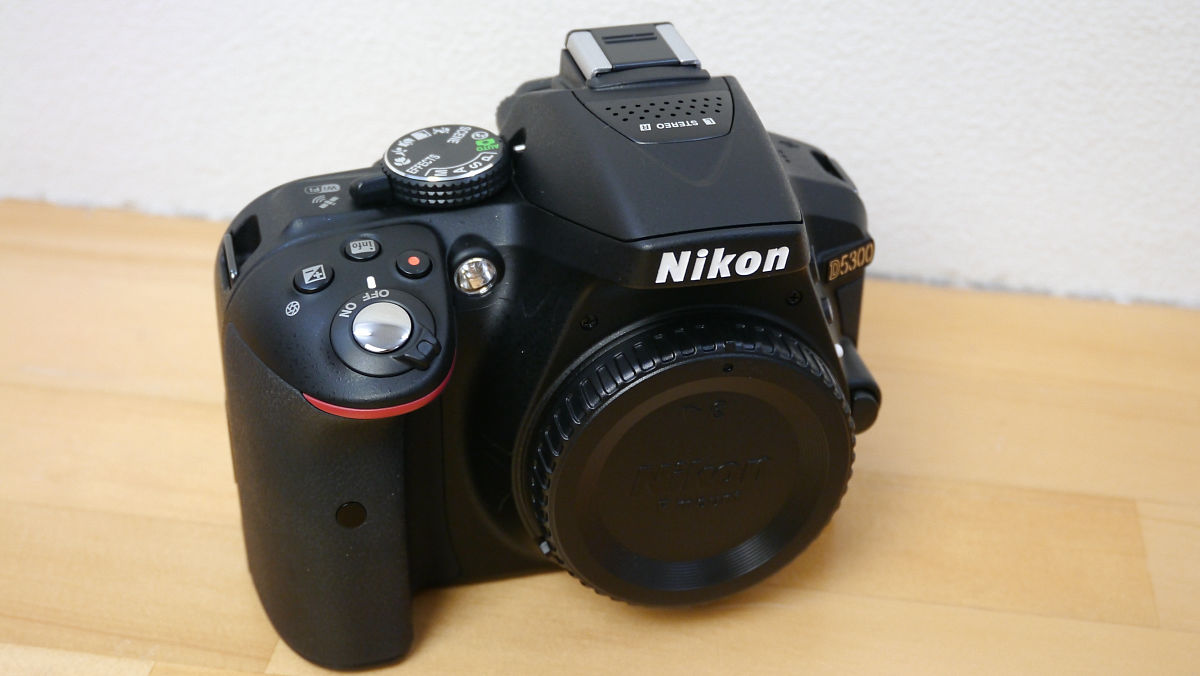 ニコンのデジタル一眼レフカメラD5300がどう進化したか実機レビュー 