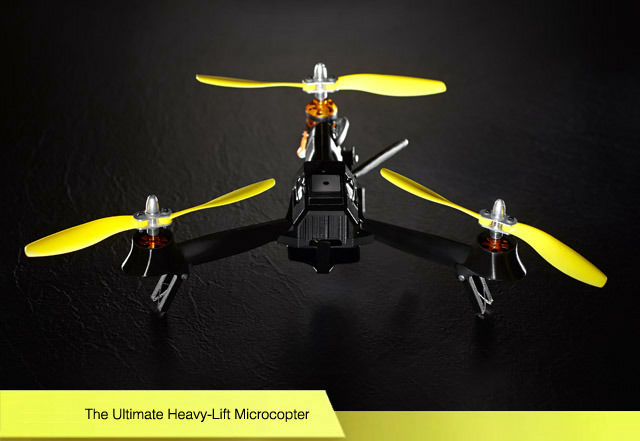折り畳みも可能な超小型のマルチコプター「The Pocket Drone」 - GIGAZINE