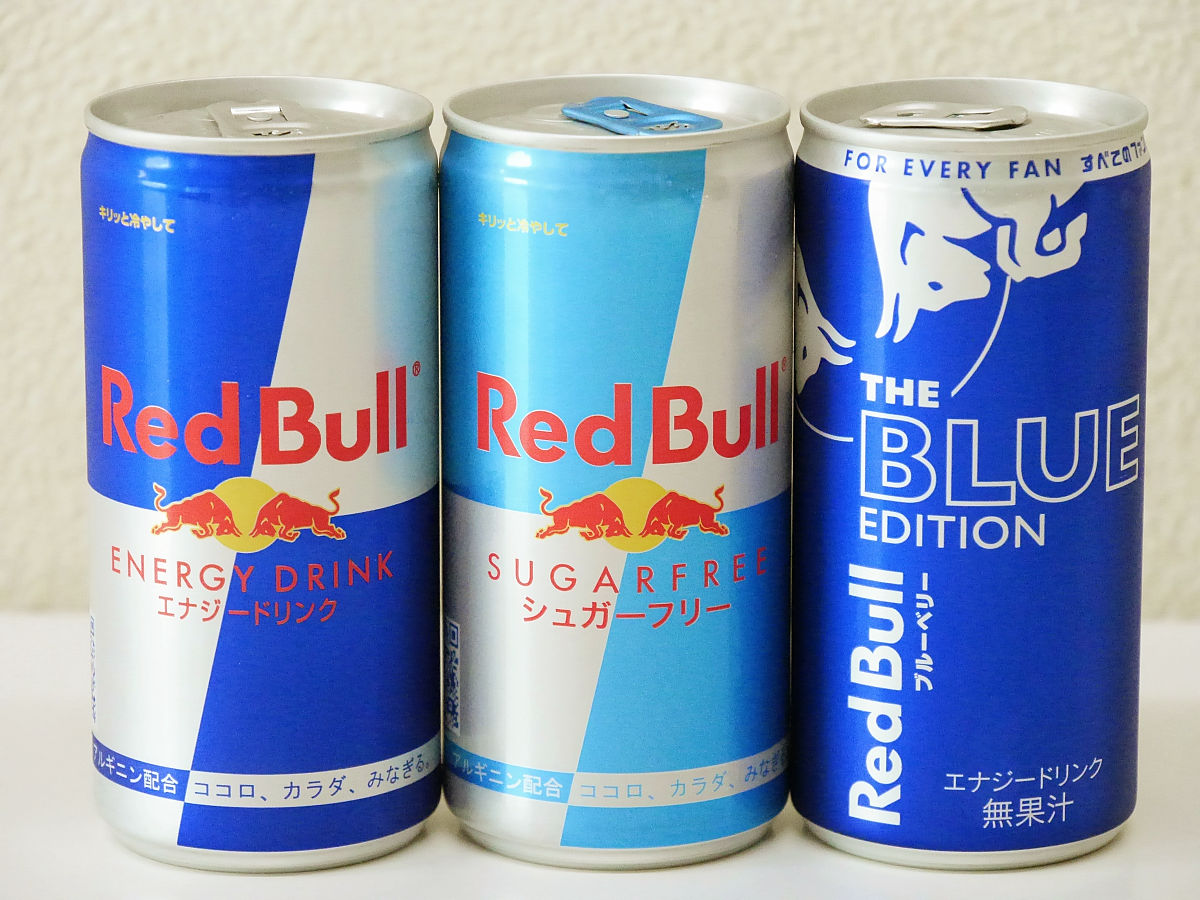 日本初上陸のブルーベリー味のレッドブル Red Bull The Blue Edition を飲んでみた Gigazine