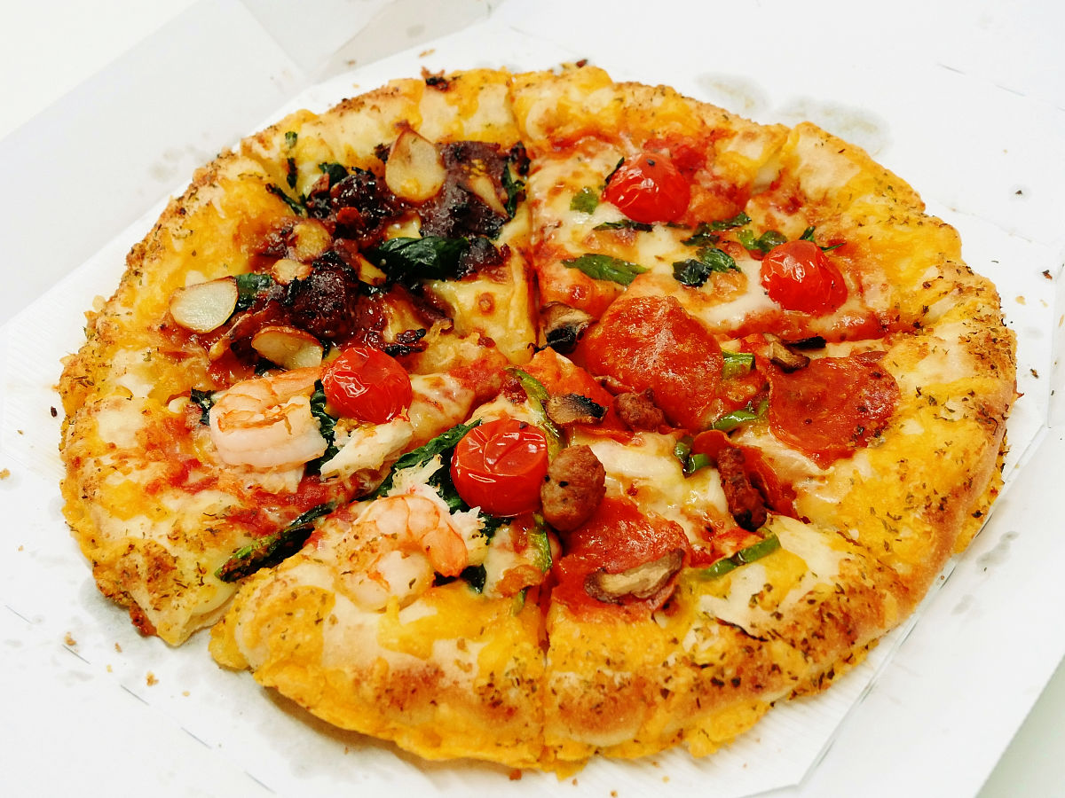 Vegetarier Hemisphäre Orient domino's pizza rolls Sporn Schaffung Heil