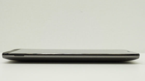 新世代SIMフリースマホ「ZenFone 2」をライバル機種の「iPhone 6 Plus」や「Nexus 6」と比べてみた - GIGAZINE