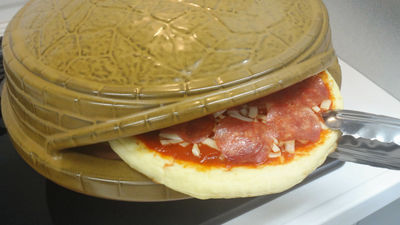 家庭のガスコンロで本格的なピザが焼ける「ピッツェリア」でピザを