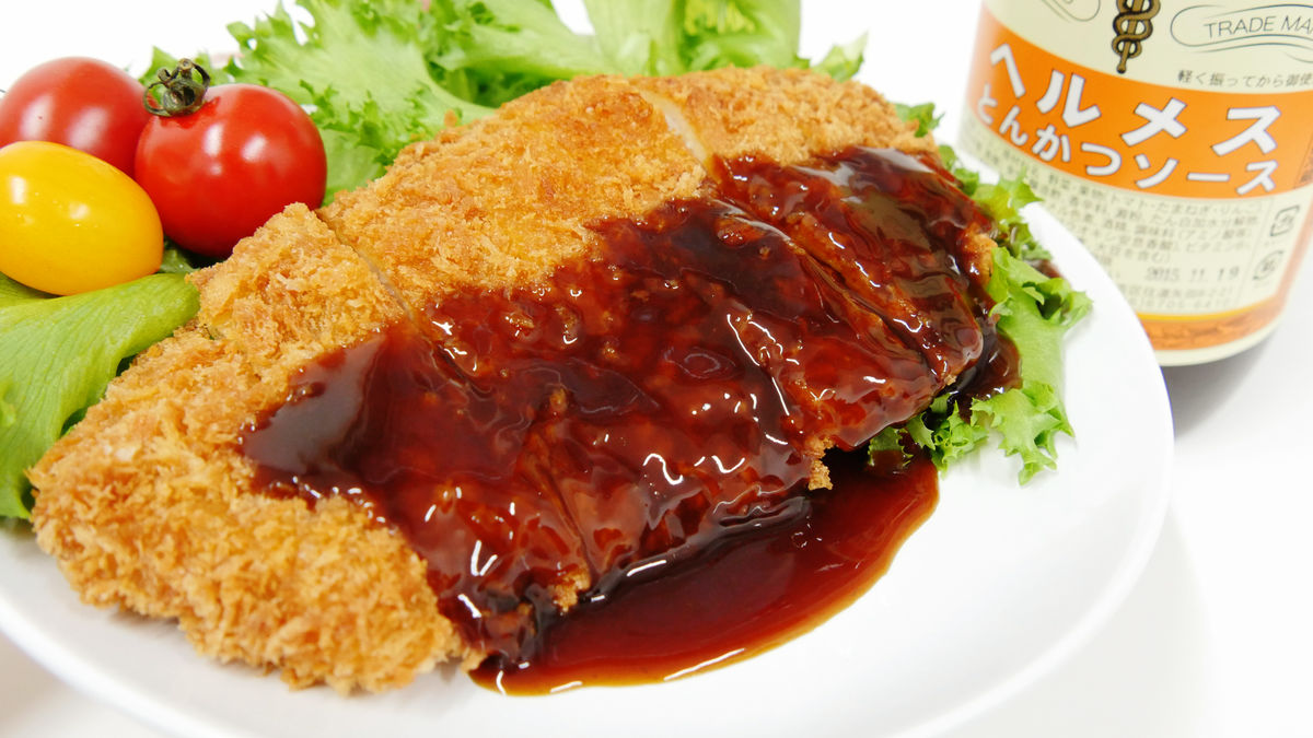 I tried eating in combination with various fried foods of "Hermes Tonkatsu...