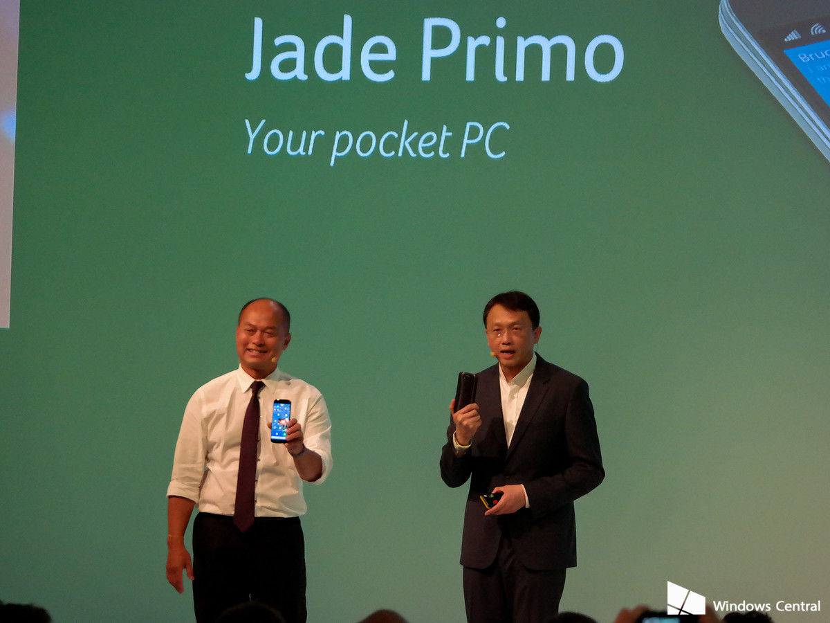 ディスプレイに出力しポケットpc感覚で使用できるwindows 10搭載スマホ Jade Primo をacerが発表 Gigazine