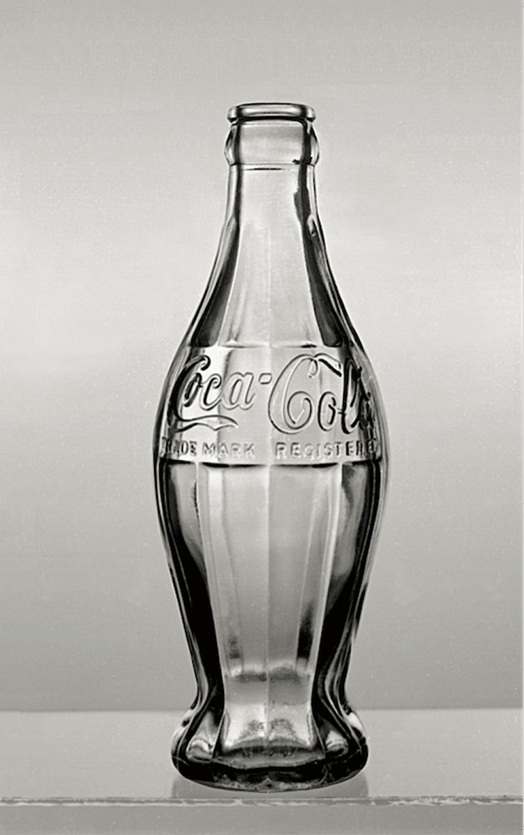 コカ コーラのボトルデザインは偶然辞書で見つけた植物から誕生 Gigazine