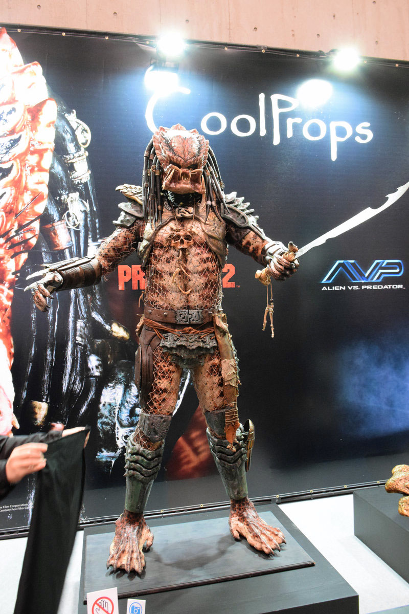 映画「プレデター2」＆「AVP」の撮影で使われたオリジナルプロップが