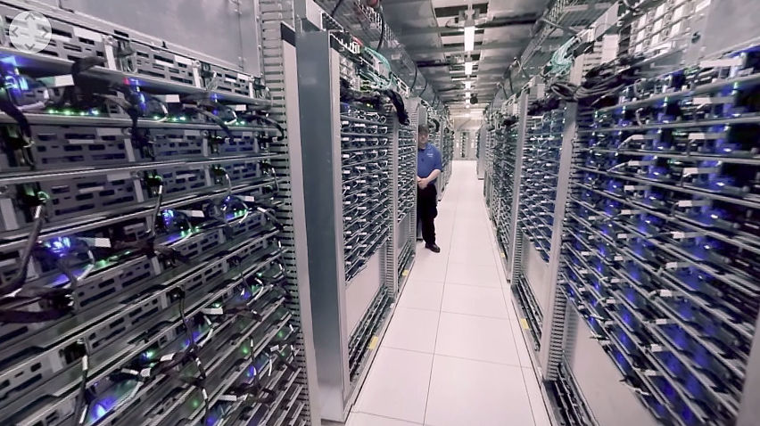 Googleのデータセンターの中を360度ビューでくまなく見回すことができる Google Data Center 360 Tour Gigazine