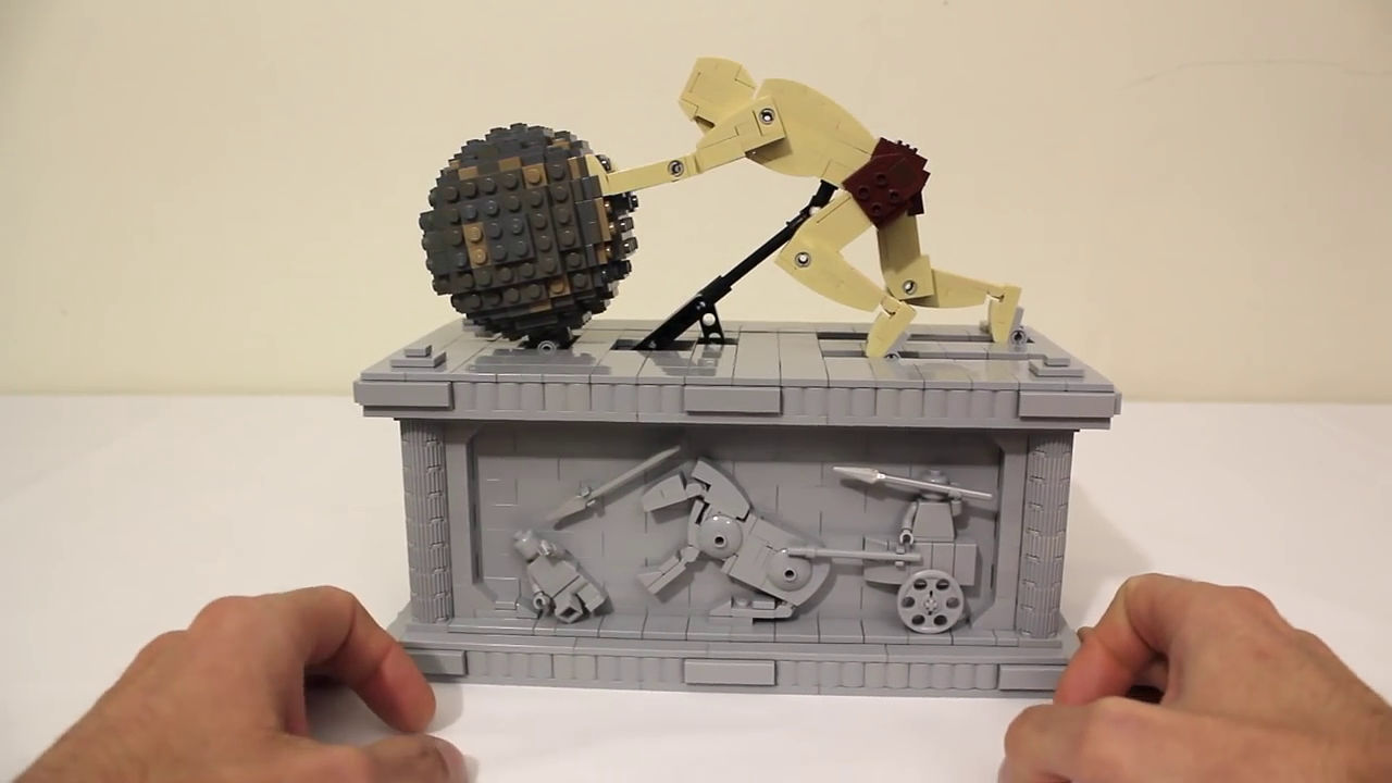 レゴだけでギリシア神話のシーンをリアルに再現する Sisyphus Lego Kinetic Sculpture Gigazine