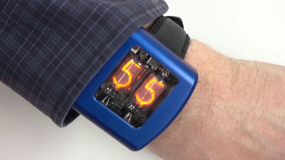 小型ニキシー管をディスプレイにしたスチームパンクな腕時計 Nixie Watch Gigazine