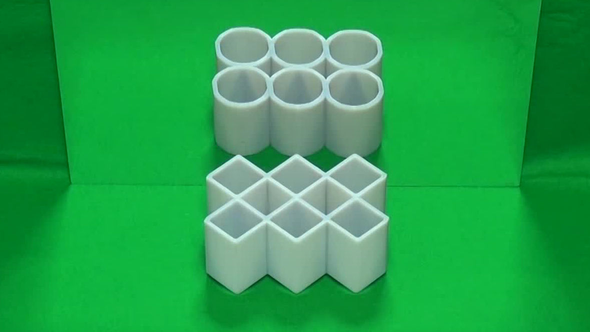 四角い筒を鏡にうつすとなぜか円筒に見える不思議な視覚のトリック Ambiguous Cylinder Illusion Gigazine