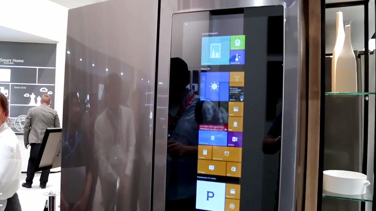 Windows 10搭載でスマホ タブレット代わりにも使える スマート冷蔵庫 が登場 Gigazine